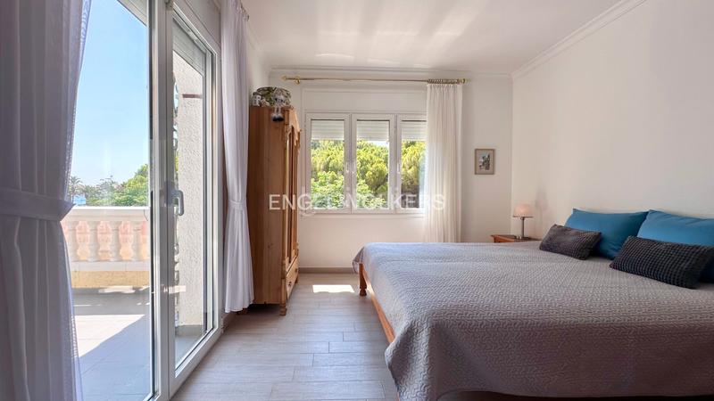 Foto d7736e68-8f8f-4f6d-9ad0-55eb72596a2b. Chalet in carrer del xiprer 51 in Pino Alto Miami Platja