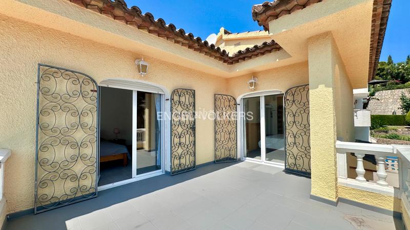 Foto e41b83ca-2d83-4342-8f0b-9ce50589add5. Chalet in carrer del xiprer 51 in Pino Alto Miami Platja