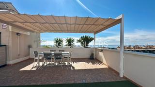 Triplex in Carrer llobregat 28. Exclusivo ático-tríplex con vistas al mar y en perfecto estado