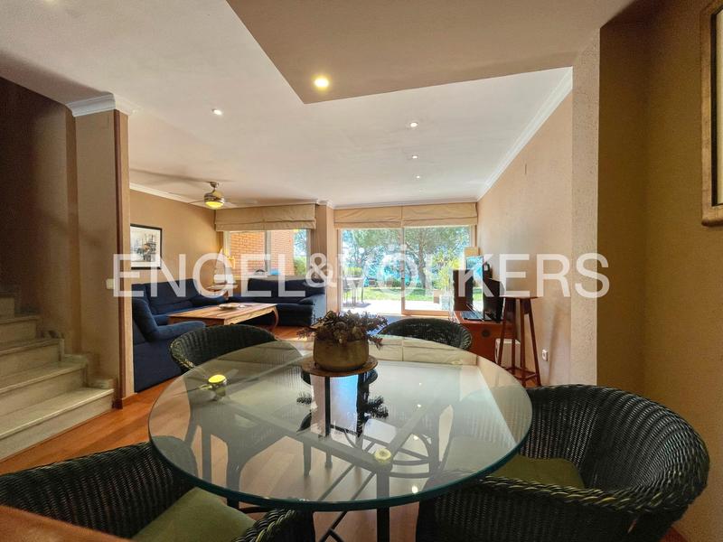 Foto b26294f8-518d-40c7-8e29-c71eed206ae3. Casa a schiera in carrer del pas de la mala dona 8 in Salou