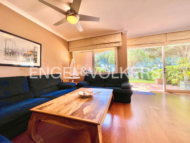 Foto c976753d-9bbc-4542-abe0-6828595c0d37. Casa a schiera in carrer del pas de la mala dona 8 in Salou