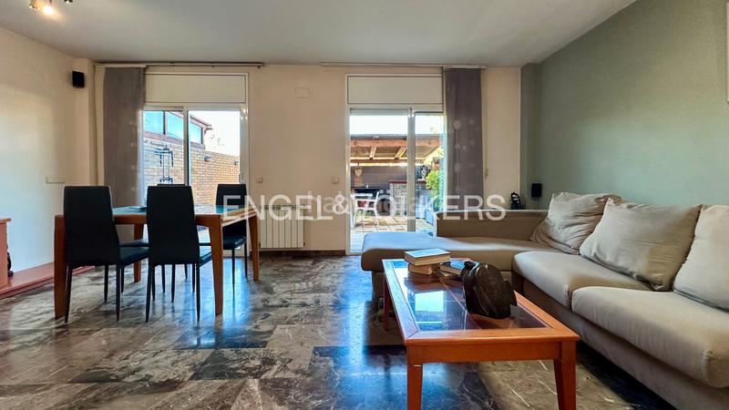 Foto 3a9f663b-f6d1-499d-9cef-2885af32443b. Casa adossada a carrer berna 35 a Els Ametllers Cambrils