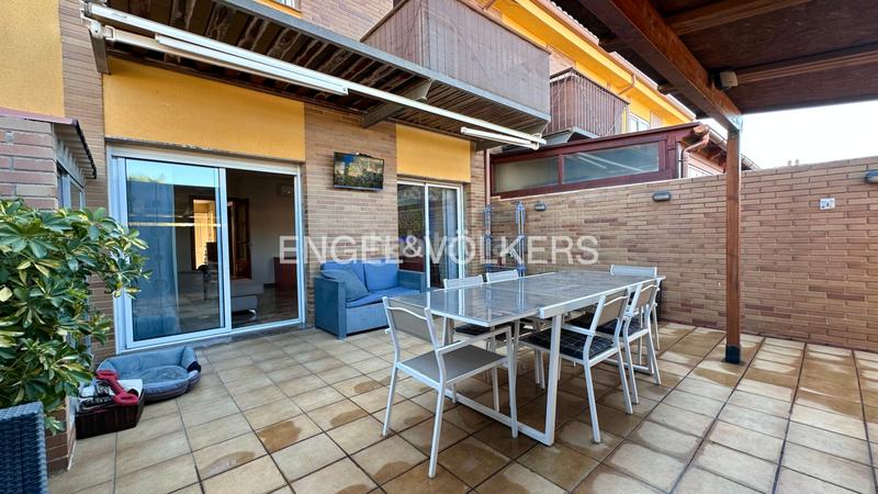 Foto e37b501c-3588-4126-8863-a22ffa95b818. Casa adossada a carrer berna 35 a Els Ametllers Cambrils