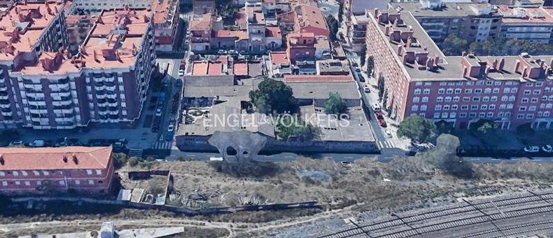 Foto 2790cd40-b2ac-457c-bbaf-3a1f0850305d. Terreny residencial a avinguda dels jocs olímpics 8 a Reus