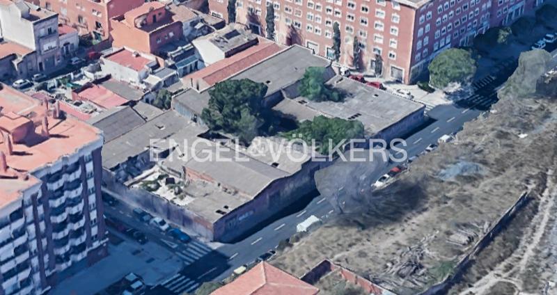 Foto aa37f2cf-bfa7-4b0b-8935-602f14a2ef3a. Terreny residencial a avinguda dels jocs olímpics 8 a Reus