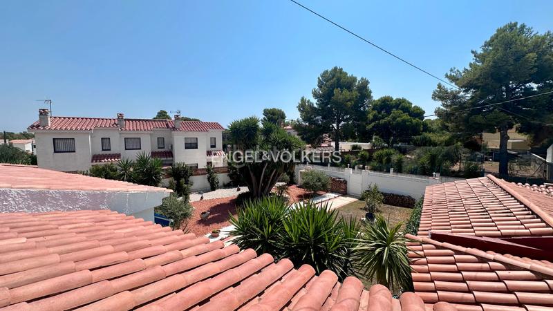 Foto 22297a5b-894a-41cd-b6fe-9ec7b8b8ff3d. Chalet in carrer del déu set 18 in El Casalot Mont-roig del Camp