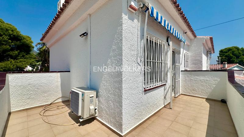 Foto 24b8bc45-e91b-46b7-a2e1-98a01e976aab. Chalet in carrer del déu set 18 in El Casalot Mont-roig del Camp