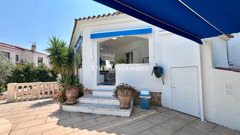 Foto 6b36a8a0-4b87-4c6a-a45f-e14fdb29c80d. Chalet in carrer del déu set 18 in El Casalot Mont-roig del Camp