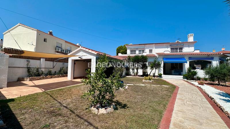 Foto de27a155-1bbd-421b-ab43-255cf7e9b7ce. Chalet in carrer del déu set 18 in El Casalot Mont-roig del Camp