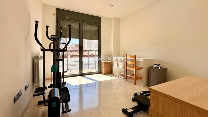 Foto 121f45c9-100f-4c8b-bbbf-bffa893efb81. Semi detached house in avinguda vidal i barraquer 15 in Cambrils