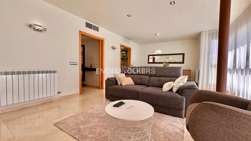 Foto 6d596deb-e9ef-4453-81a9-164d7ad49548. Semi detached house in avinguda vidal i barraquer 15 in Cambrils