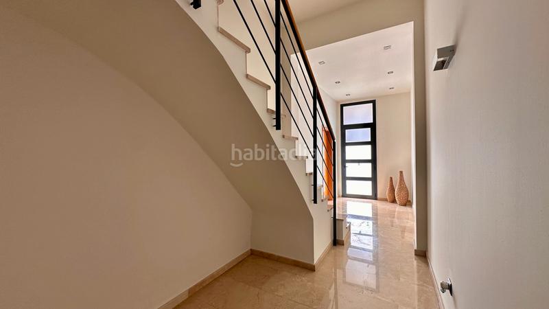 Foto b74b5256-fa9f-4755-9001-f9a4090c675c. Casa adosada en avinguda vidal i barraquer 15 edificio céntrico, exclusivo, sostenible y moderno con amplias posibilidades en el corazón en Cambrils