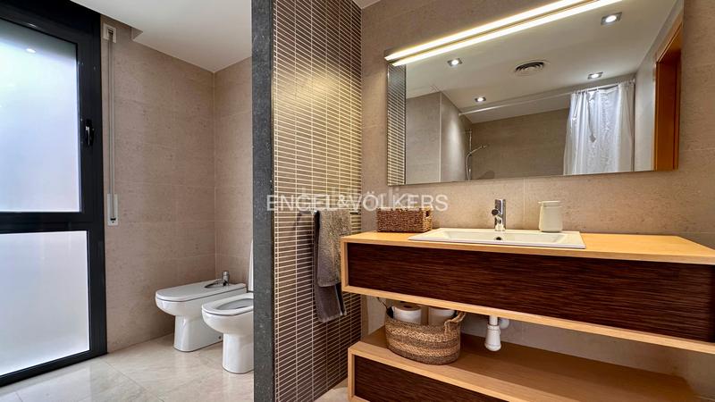 Foto e627847a-d628-455f-8fe9-6aef41aa9b56. Semi detached house in avinguda vidal i barraquer 15 in Cambrils