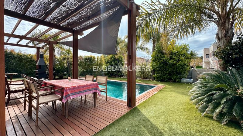 Foto 0500b9da-a088-4938-9d7c-c4aaa6cb962b. Maison avec parking piscine dans El Dorado Platja Cambrils