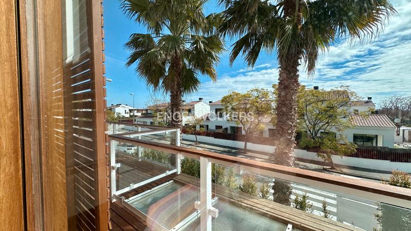 Foto 71f96e6d-9a77-45cf-8a4f-e3beb8ac1a78. Maison avec parking piscine dans El Dorado Platja Cambrils