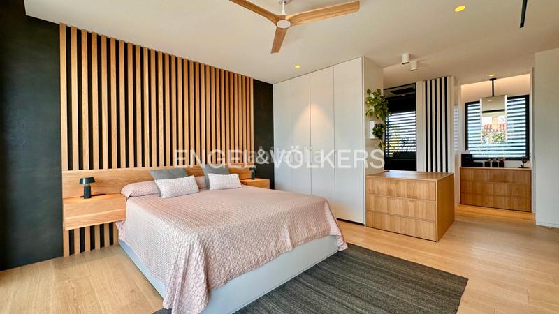 Foto 0d8e7bd1-5494-4375-afd3-04e1a294f466. Xalet a carrer santander 3 a mar Cambrils Cambrils