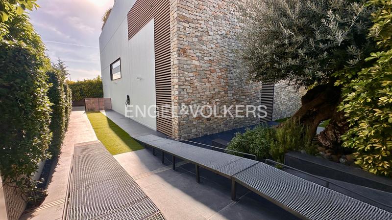 Foto 6a225cc1-81e3-4ecb-a1af-a7dbb82290ef. Xalet a carrer santander 3 a mar Cambrils Cambrils