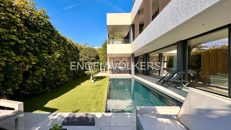 Foto bdb7fa5e-7cf8-4693-95ed-41480174a54a. Xalet a carrer santander 3 a mar Cambrils Cambrils