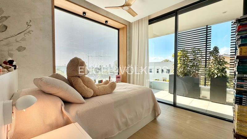 Foto c6b8b4f0-ad18-4a35-9b7d-5574b042f6dc. Xalet a carrer santander 3 a mar Cambrils Cambrils