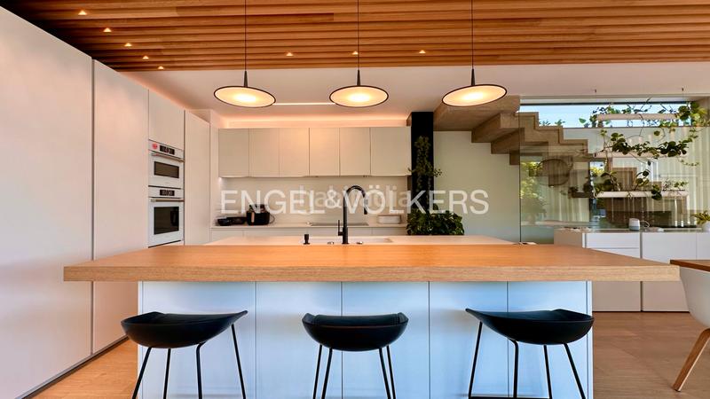 Foto f5272e78-efb3-43ad-b464-2fce78902c50. Xalet a carrer santander 3 a mar Cambrils Cambrils