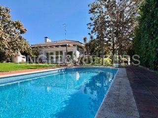 Foto 20749b52-7650-4350-aeea-423ce65e708a. Casa en carrer isidre nonell 7 exclusiva villa en vilafortuny - 1500m² de jardín y todo el confort en una sola planta en Cambrils