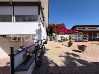 Foto 254266a2-dcf7-47eb-a242-5486dffed22c. Casa en carrer isidre nonell 7 exclusiva villa en vilafortuny - 1500m² de jardín y todo el confort en una sola planta en Cambrils