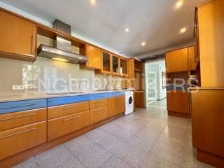 Foto 6001a42d-efe4-4c3b-ab1e-fad8af50a5f4. Casa en carrer isidre nonell 7 exclusiva villa en vilafortuny - 1500m² de jardín y todo el confort en una sola planta en Cambrils