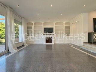 Foto a29d92ca-af05-4d19-88e1-7b5ea623f462. Casa en carrer isidre nonell 7 exclusiva villa en vilafortuny - 1500m² de jardín y todo el confort en una sola planta en Cambrils