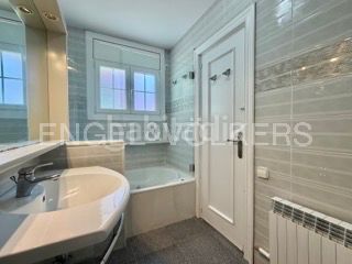 Foto a6735259-3a29-4fb9-9bad-94378b64da62. Casa en carrer isidre nonell 7 exclusiva villa en vilafortuny - 1500m² de jardín y todo el confort en una sola planta en Cambrils