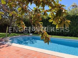 Foto c44f3585-5f41-40da-8141-60af6f5bcaa2. Casa en carrer isidre nonell 7 exclusiva villa en vilafortuny - 1500m² de jardín y todo el confort en una sola planta en Cambrils