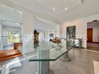 Foto c805789c-3277-4f89-9299-a8e4cc837824. Casa en carrer isidre nonell 7 exclusiva villa en vilafortuny - 1500m² de jardín y todo el confort en una sola planta en Cambrils