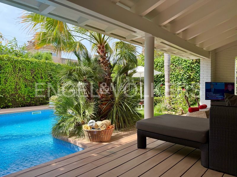 Foto 05bed1c0-ad9e-4714-9322-824b77aa26d8. Chalet santuario de lujo exclusivo en el centro de vilafortuny: un oasis de total privacidad, elegancia y confort. en Cambrils