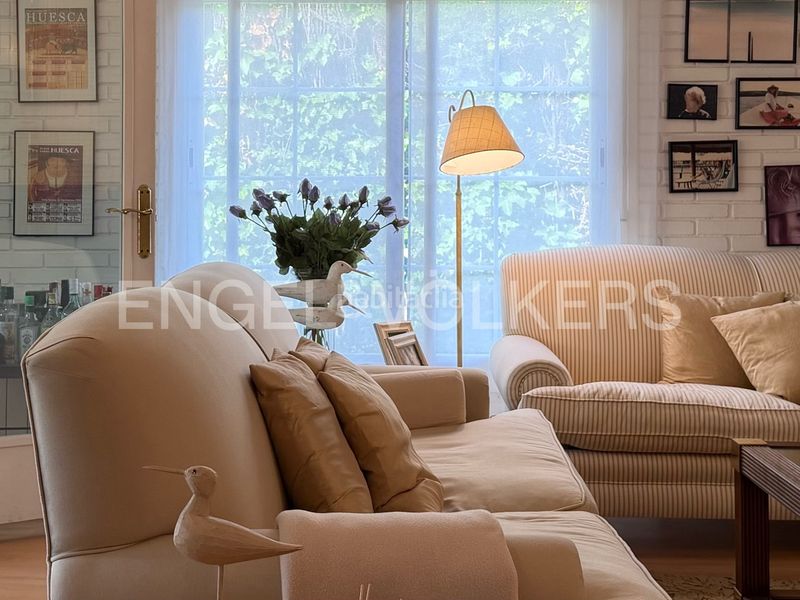 Foto aedad66a-c23d-48af-99ab-7626b76036de. Chalet santuario de lujo exclusivo en el centro de vilafortuny: un oasis de total privacidad, elegancia y confort. en Cambrils