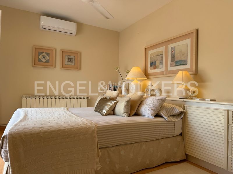 Foto f8edf6e5-9ed0-4bc0-a60b-ddeb4a9e24a8. Chalet santuario de lujo exclusivo en el centro de vilafortuny: un oasis de total privacidad, elegancia y confort. en Cambrils