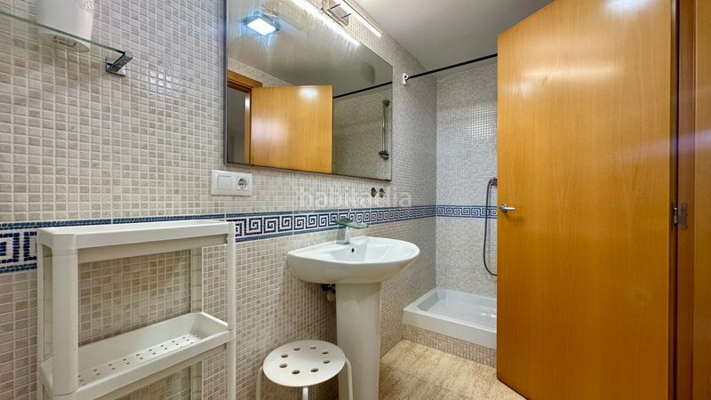 Foto 1e3f6e13-e661-4aac-9d69-549978df10c9. Casa adossada a avinguda rafael de llao 1 a Ampolla (L´)