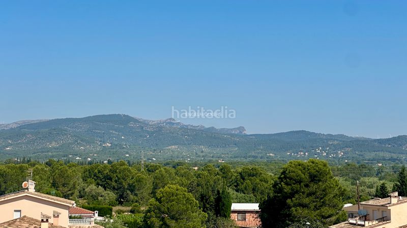 Foto 58b31a4d-f678-4c73-b4ff-f3c0f2a42b6d. Casa adossada a avinguda rafael de llao 1 a Ampolla (L´)
