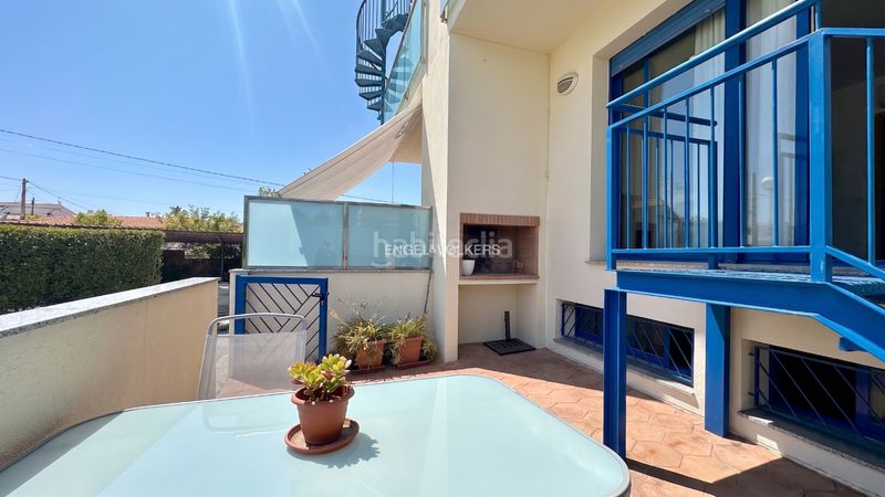 Foto d86282ec-8a9f-4d62-967c-dfc52a545fd0. Casa adossada a avinguda rafael de llao 1 a Ampolla (L´)