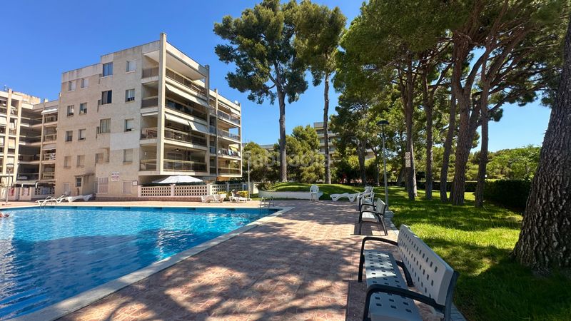 Foto 5848c164-b9aa-4ba4-826c-88312d2cd9c9. Àtic a carrer del vendrell 6 a Mar i Camp - Platja dels Capellans Salou