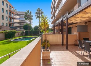 Dúplex  Carrer del riu glorieta 10. Magnífico dúplex moderno a un paso de la playa en cambrils