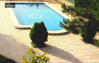 Chalet  Camino hondon blanca. Chalet con piscina