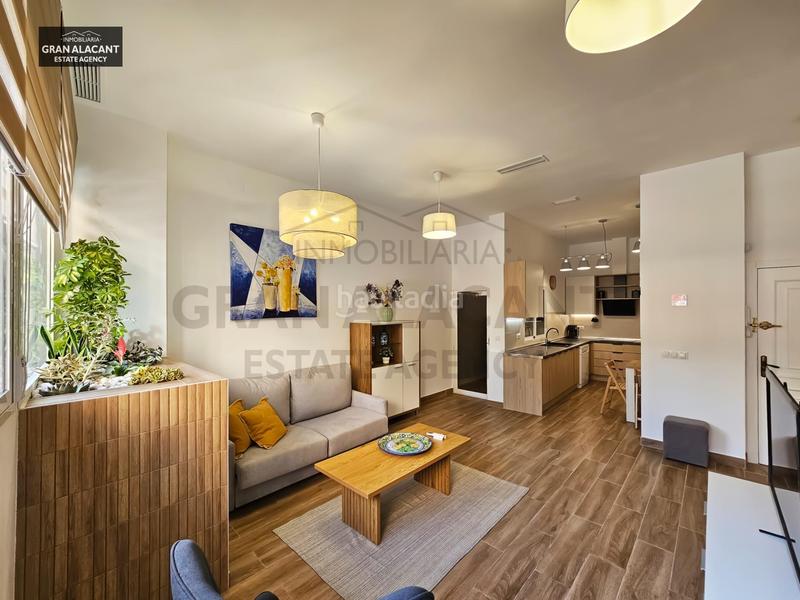 Foto 9208e1de-341f-4f5d-ab46-930c99a8d805. Rez-de-chaussée avec chauffage dans Centro Santa Pola