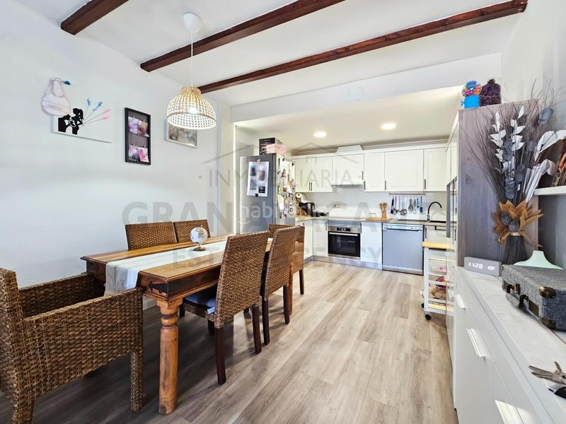 Foto e2dc912c-1f6a-49e2-a762-3326f4d1633f. Piccolo appartamento con riscaldamento parcheggio piscina in Santa Pola