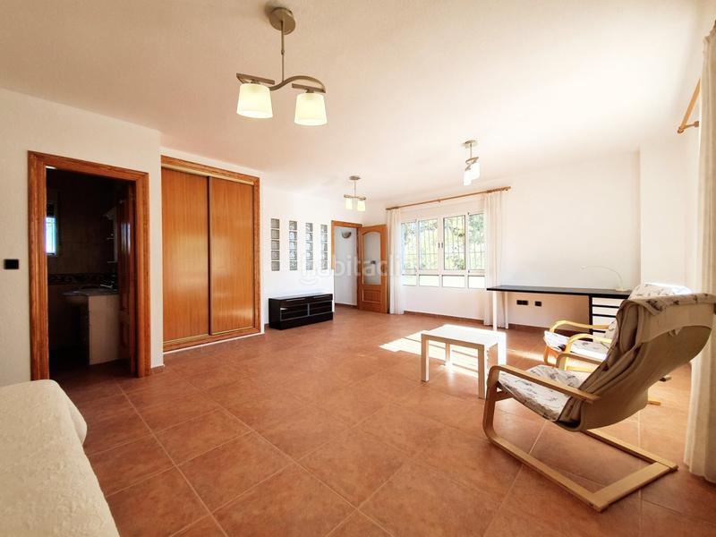 Foto 95f23d57-9197-4a34-aa08-5685289faeca. Chalet mit heizung parking pool in Monte y Mar Santa Pola