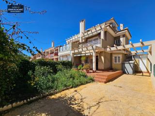 Casa a Monte Faro-Altomar II. Soleado adosado en urbanización cerrada