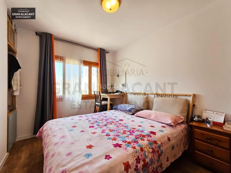 Foto 5318dc72-54a1-45d5-b0f6-6e7120c88fa3. Casa soleado adosado junto a servicios en Monte Faro-Altomar II Santa Pola
