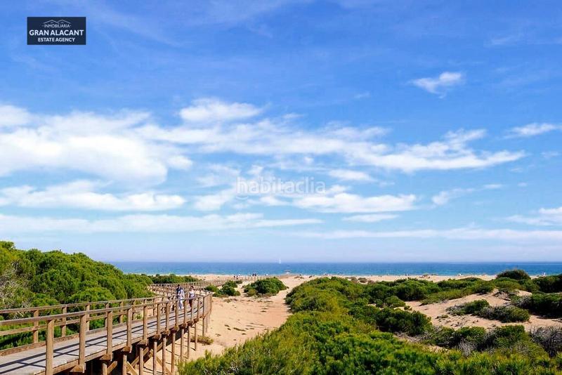 Foto f494ebd3-edef-46f0-84e8-7f99c65f7453. Casa soleado adosado junto a servicios en Monte Faro-Altomar II Santa Pola