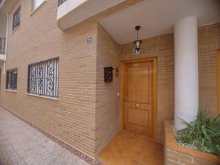Casa en Centro. San vicente bungalow unifamiliar 3 habitaciones, 3 baos uno en