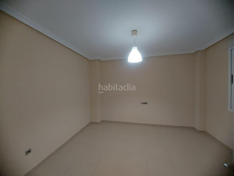 Foto 5bdd9014-3ebe-4790-b457-4987b66db669. Casa vivienda unifamiliar en esquina de planta baja y alta con soláriumbarbacoa en Orihuela