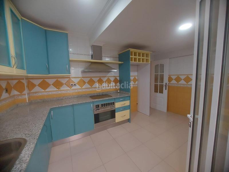 Foto 89f110ae-bfa8-4558-a646-044995912b24. Casa vivienda unifamiliar en esquina de planta baja y alta con soláriumbarbacoa en Orihuela