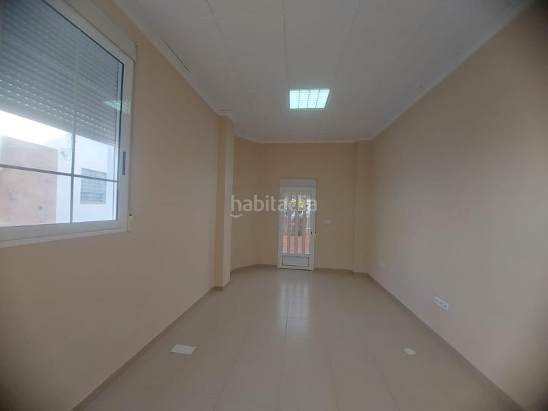 Foto d876e56b-de5a-4ffc-a17b-25f4949c64e7. Casa vivienda unifamiliar en esquina de planta baja y alta con soláriumbarbacoa en Orihuela
